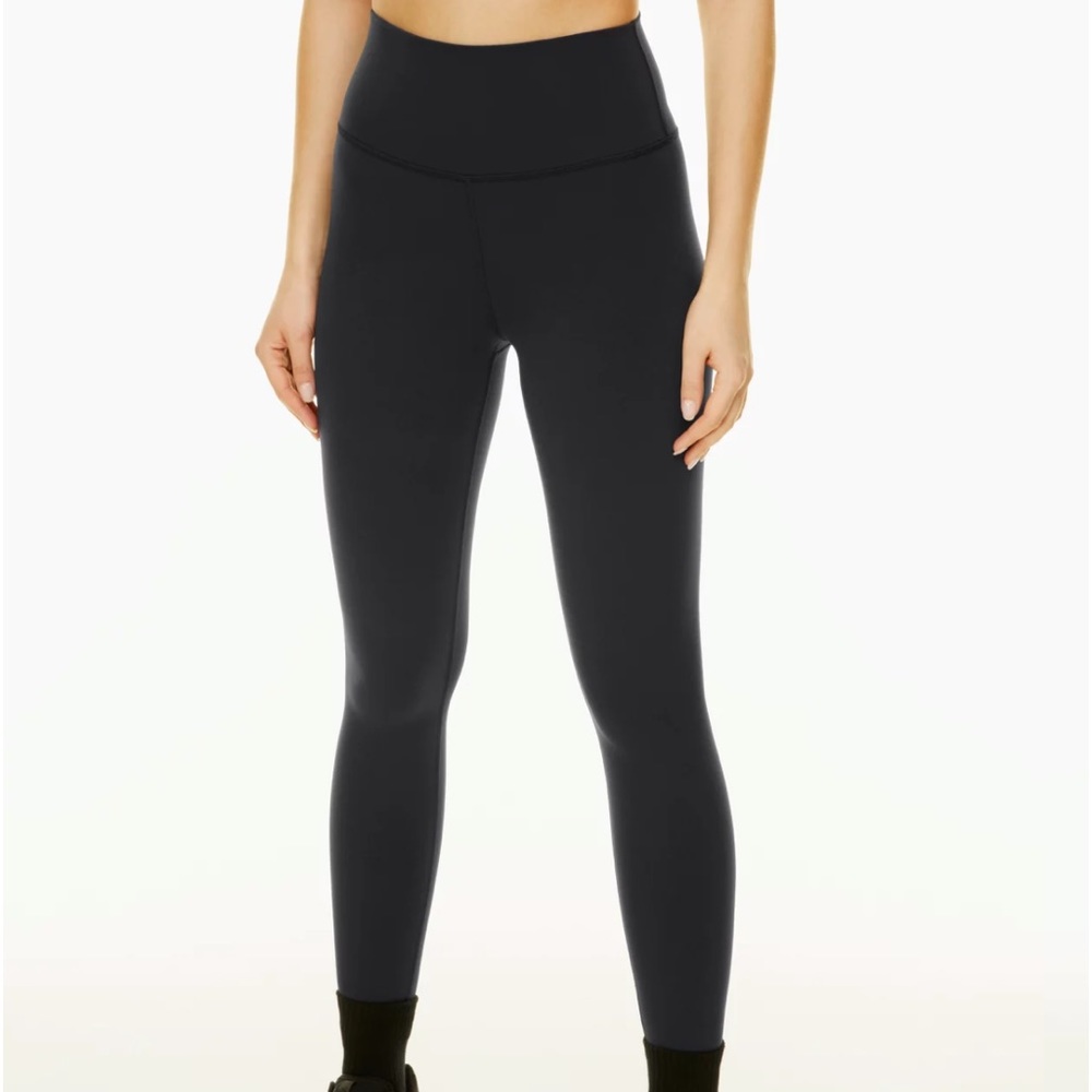 TNA Leggings